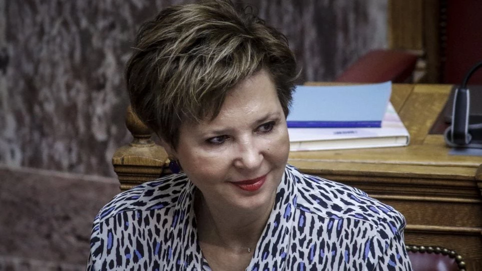 Εκτός τόπου και χρόνου η Γεροβασίλη: «Αποτέλεσμα σκηνοθεσίας και δραματοποίησης η εικόνα ανομίας των πανεπιστημίων»